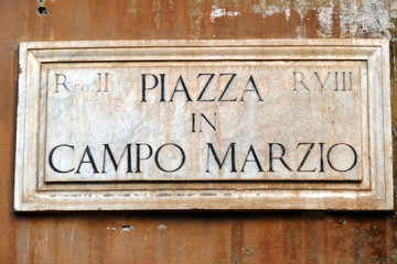 nomi delle strade e piazze di roma,italia