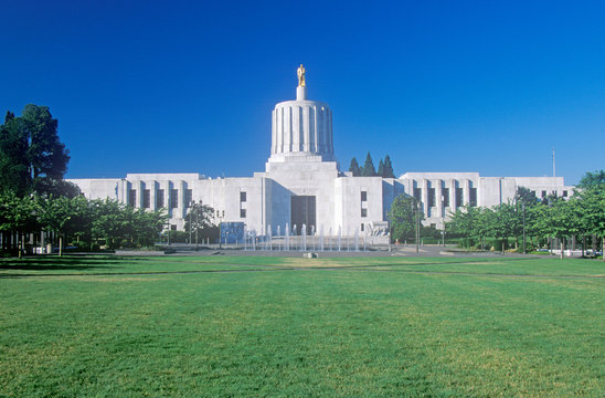 State Capitol Of Oregon, Salem