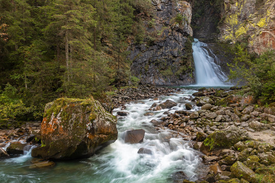 Reinbach Wasserfall im Ahrntal, S&uuml;dtirol