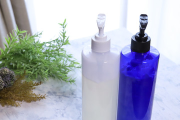 シャンプー詰め替え用ボトル