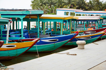 Fototapeta na wymiar colorful boats on the river
