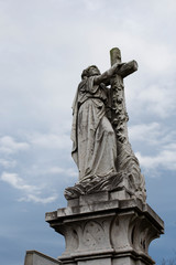 Fototapeta premium Statue in a cemetery