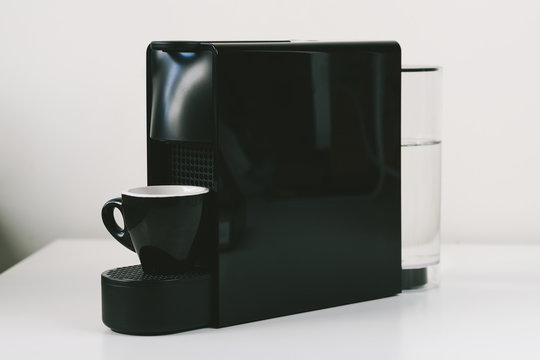 Nespresso Essenza Mini coffee machine