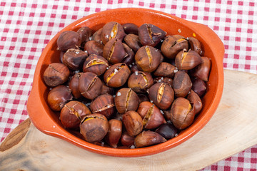 traditional portuguese dish of roasted chestnuts