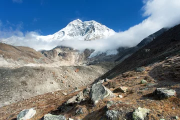 Crédence de cuisine en verre imprimé Makalu Mont Makalu avec nuages, montagnes de l& 39 Himalaya au Népal