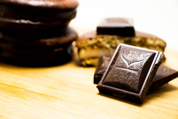  chocolate dessert for tea or coffee