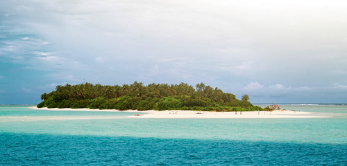 Fuvahmulah island in the Maldives © Antonio Gravante