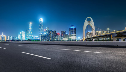 Fototapeta na wymiar Urban road and Guangzhou architecture landscape skyline..