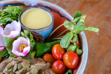 Green Organic Salads from the Farm