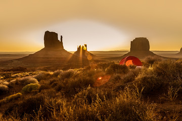 Camping with a tent in the Monument Valley