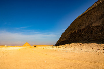 broken pyramid is an Egyptian pyramid in Dakhshur, erected during the reign of Pharaoh Snofra XXVI...