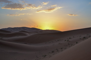 Obraz na płótnie Canvas Alba nel deserto