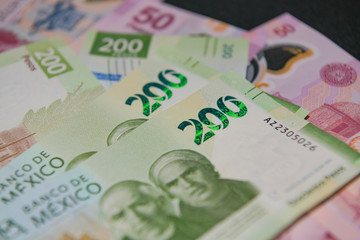 Billetes nuevos de pesos méxicanos