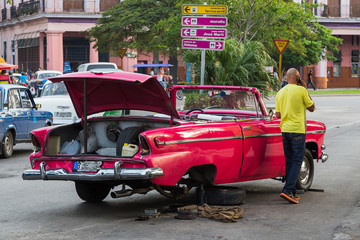 Tyre change on the Prado
