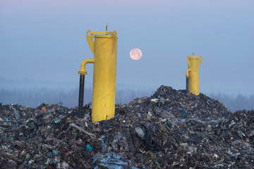 Gas production from waste