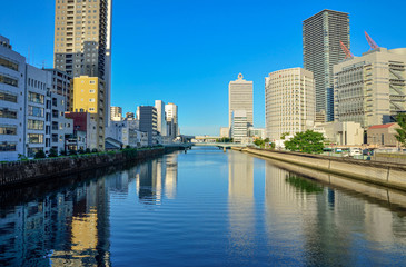 Fototapeta na wymiar 大阪の都市風景　