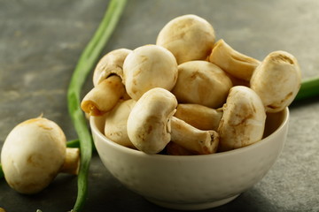 organic mushrooms in a bowl