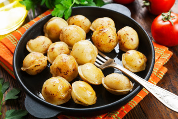 Dumplings in the frying pan
