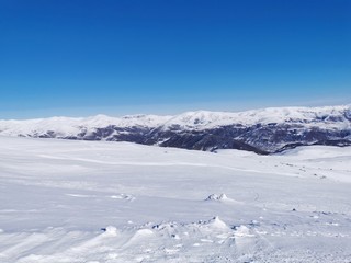 Fototapeta na wymiar Mountains winter panoramic view