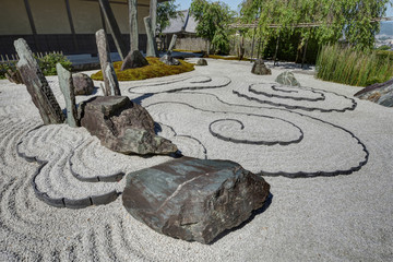 圓光寺の奔龍庭