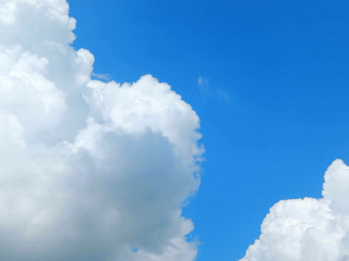Fototapeta na wymiar light blue sky with clouds, horizontal photo
