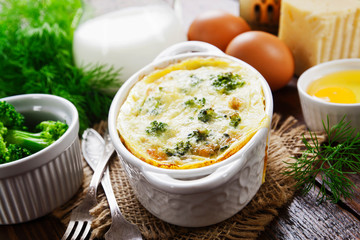 Omelet with broccoli and cheese