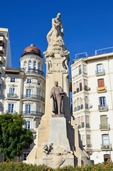 Obraz premium Monumento Canalejas an der Explanada, Alicante