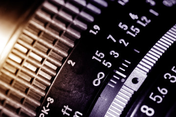 Lens photo scale