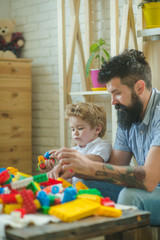 Obraz premium Work closely with our partners to change how play and learning through play. Family time together at home.