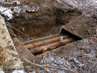 Repair of the heating system in the cold season. A pit was dug, rusty water pipes in the pit. The...