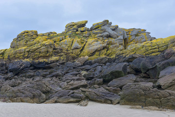 France. Bretagne. rochers sur la plage.  Rocks on a beach