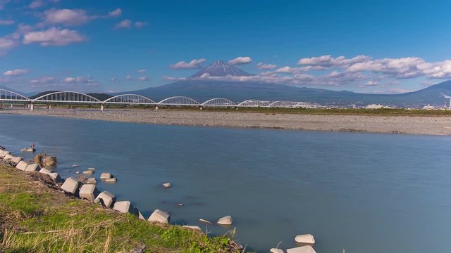 4K Tima lapse of Mount fuji with cloud moving at Fuji city in Shizuoka, Japan