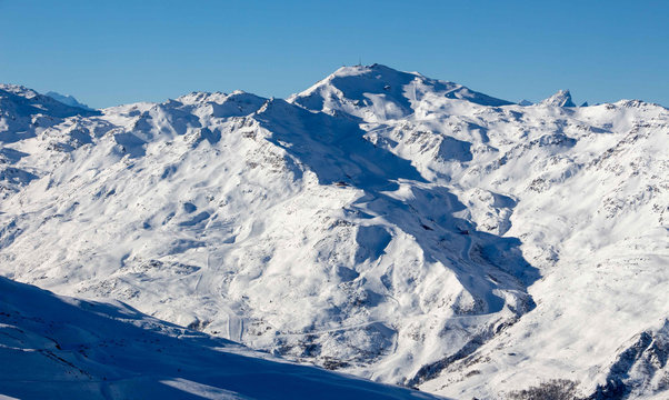 Cime Caron val thorens Meribel view sunset snowy mountain landscape France alpes 