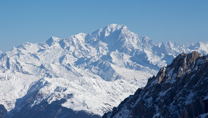Fototapeta na wymiar Mont blanc view snowy mountain from Mont Vallon Meribel 3 vallees