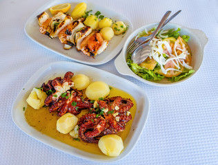 Grilled octopus with boiled potatoes 