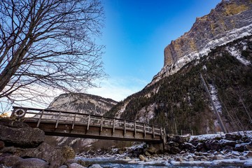 M&uuml;rren is a Swiss mountain village at the foot of the Schilthorn peak, Near M&uuml;rren is the Lauterbrunnen Valley, with its subterranean, glacial Tr&uuml;mmelbach Falls