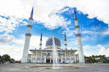 Beautiful Masjid Sultan Salahuddin Abdul Aziz Shah.