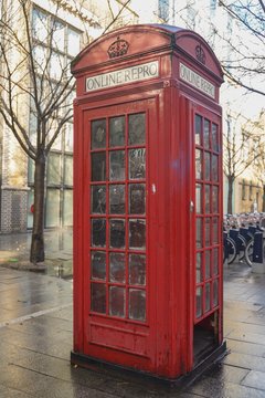 The red telephone booth in London