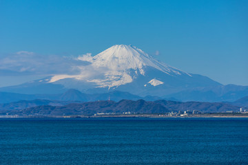 江の島から望む冬の富士山