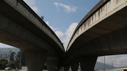 puentes al cielo 