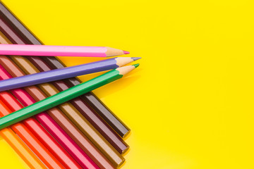 colored pencils, color gamut