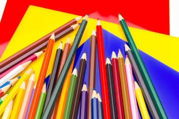 colored pencils, color gamut
