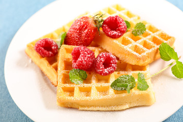 waffle with raspberry and sugar