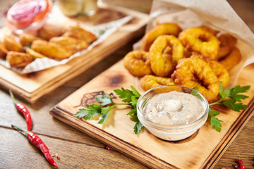 noodles with shrimps and vegetables