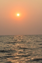 Obraz premium Sunset in Arab Sea