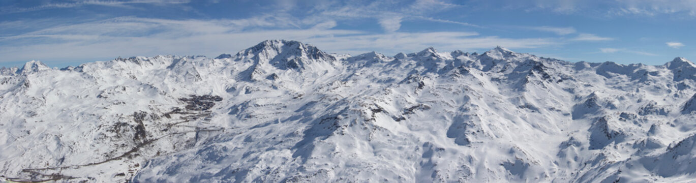 Val thorens aiguille peclet panorama glacier view sunset snowy mountain landscape France alpes