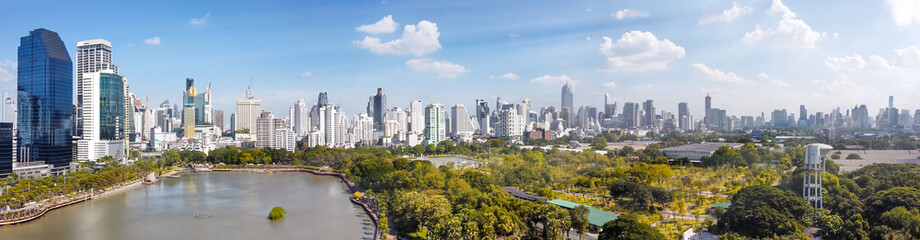 Fototapeta na wymiar Aerial panoramic view of Bangkok skyline from Benjakitti Park