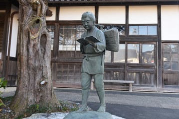 Kinjiro Ninomiya (Sontoku Ninomiya 1787 ~ 1856) Statue / Kinjiro Ninomiya (Sontoku Ninomiya) was a...