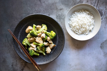 Ginger Chicken and Broccoli with White Rice