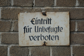 Obraz premium Eintritt für Unbefugte verboten